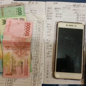 Barang bukti yang diamankan polisi.